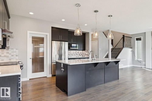 2545 Amerongen Crescent, Edmonton, AB - Indoor Photo Showing Kitchen With Stainless Steel Kitchen With Upgraded Kitchen