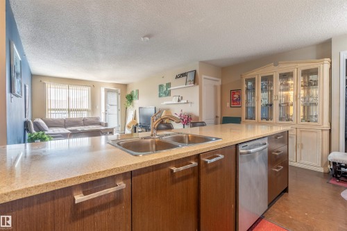 2401 7343 South Terwillegar Drive, Edmonton, AB 