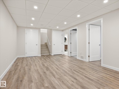 10705 180 Avenue, Edmonton, AB 