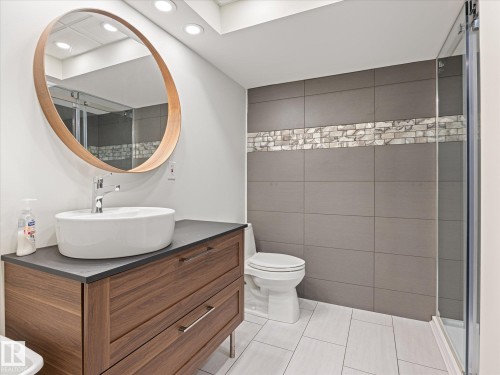 10705 180 Avenue, Edmonton, AB 
