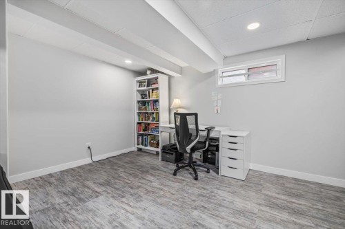 8523 143 Street, Edmonton, AB - Indoor Photo Showing Office