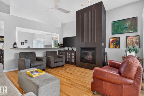 4 9529 87 Avenue, Edmonton, AB 