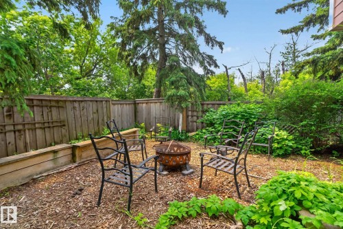 4 9529 87 Avenue, Edmonton, AB 