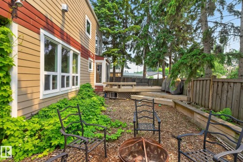 4 9529 87 Avenue, Edmonton, AB 