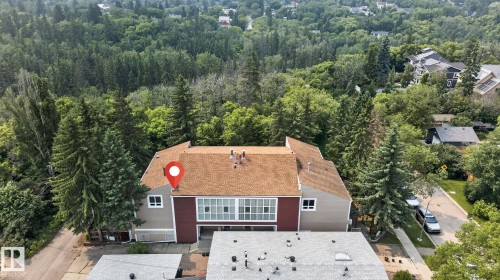 4 9529 87 Avenue, Edmonton, AB 