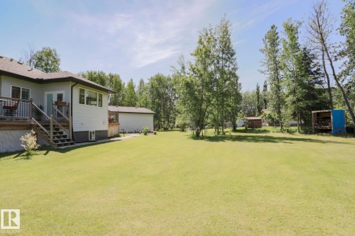 8 Main Street, Entwistle, AB 