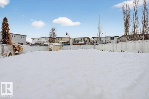 6828 159A Avenue, Edmonton, AB - Outdoor With Facade