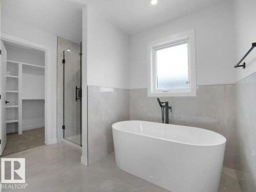 3322 Chickadee Drive, Edmonton, AB 