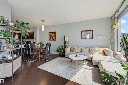 2204 10152 104 Street, Edmonton, AB 
