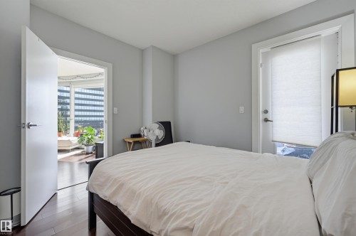 2204 10152 104 Street, Edmonton, AB 