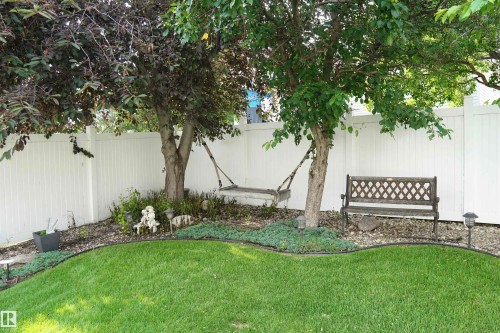 8504 160A Avenue, Edmonton, AB 