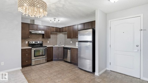 7319 7327 South Terwillegar Drive, Edmonton, AB 