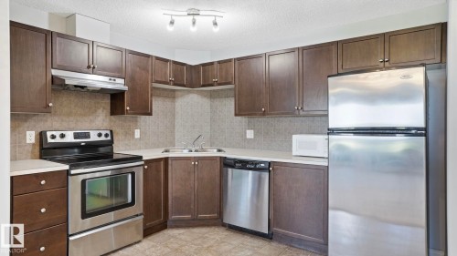 7319 7327 South Terwillegar Drive, Edmonton, AB 