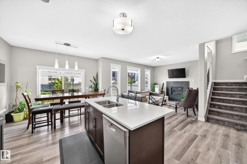 5719 Greenough Landing Landing, Edmonton, AB 