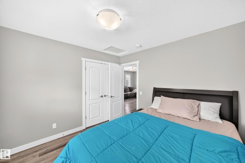 5719 Greenough Landing Landing, Edmonton, AB 