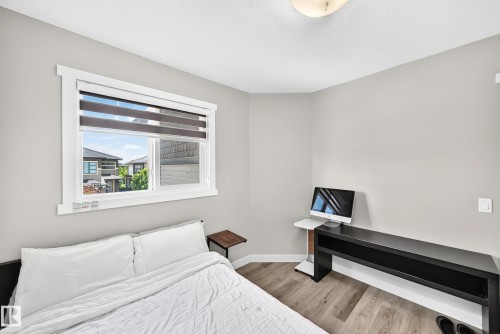 5719 Greenough Landing Landing, Edmonton, AB 