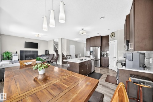 5719 Greenough Landing Landing, Edmonton, AB 