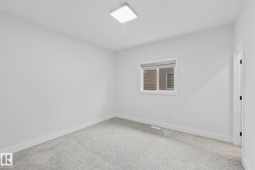 1836 22 Street, Edmonton, AB 