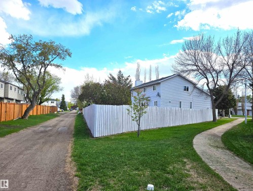 2433 89 Street, Edmonton, AB 
