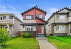 6689 CARDINAL Road  Edmonton, AB T6W 2Y4
