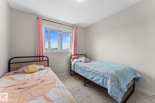 6689 Cardinal Road, Edmonton, AB 