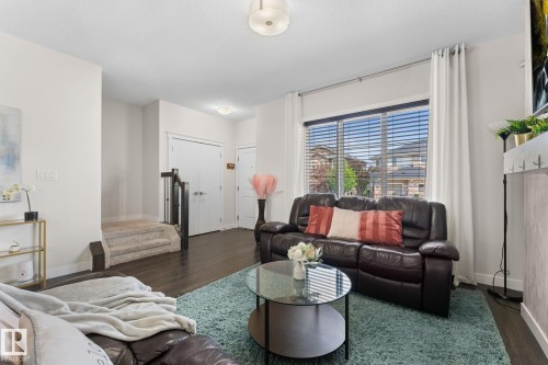 6689 Cardinal Road, Edmonton, AB 