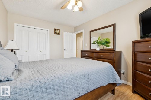 3015 131 Avenue, Edmonton, AB 