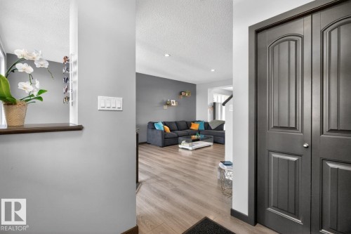17575 59 Street, Edmonton, AB - Indoor Photo Showing Other Room