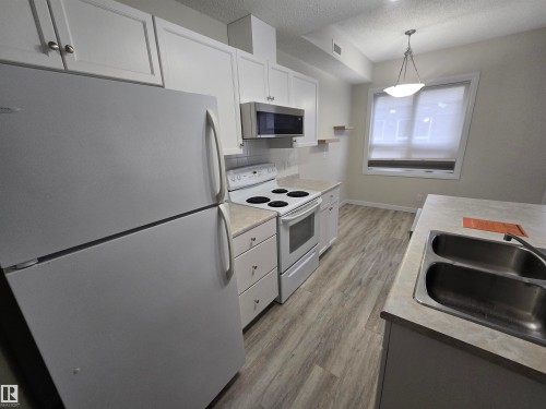 105 11109 84 Avenue, Edmonton, AB 