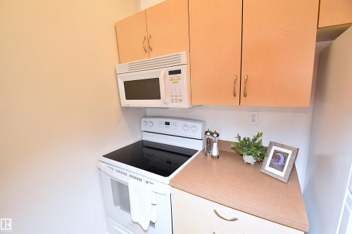 103 4310 33 Street, Stony Plain, AB 