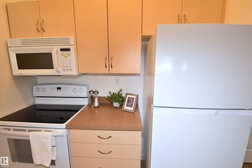 103 4310 33 Street, Stony Plain, AB 
