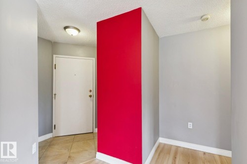 239 10636 120 Street, Edmonton, AB 