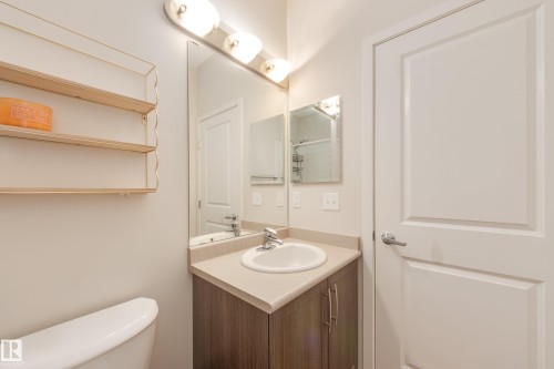 120 1820 Rutherford Road, Edmonton, AB - Indoor Photo Showing Bathroom