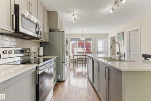 3711 Weidle Crescent, Edmonton, AB 