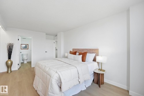 1404 10160 115 Street, Edmonton, AB 
