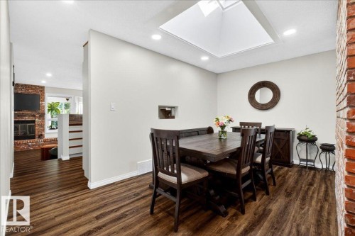 19016 92 Avenue, Edmonton, AB - Indoor Photo Showing Dining Room