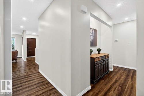 19016 92 Avenue, Edmonton, AB - Indoor Photo Showing Other Room