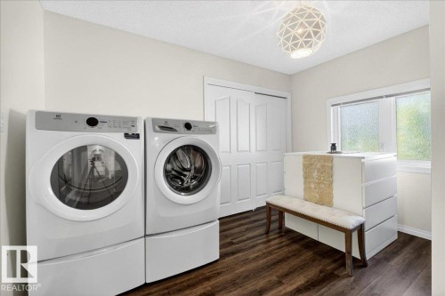 19016 92 Avenue, Edmonton, AB - Indoor Photo Showing Laundry Room