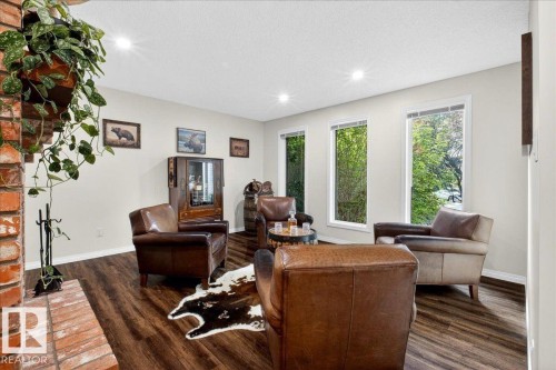 19016 92 Avenue, Edmonton, AB - Indoor