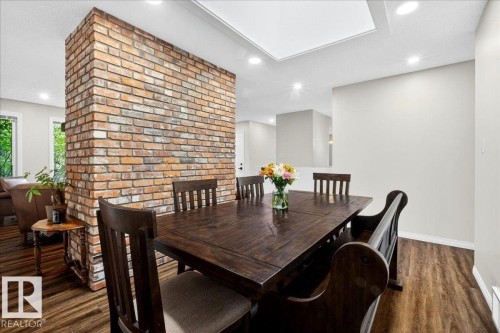 19016 92 Avenue, Edmonton, AB - Indoor Photo Showing Dining Room