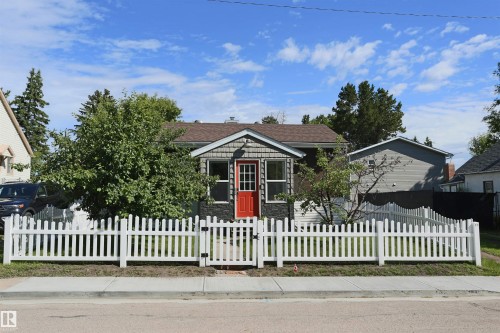 4807 53 Avenue, Stony Plain, AB 