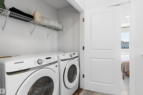 8907 Elves Loop Nw, Edmonton, AB - Indoor Photo Showing Laundry Room