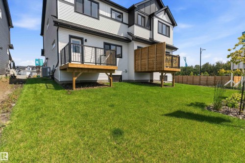 8907 Elves Loop Nw, Edmonton, AB - Outdoor