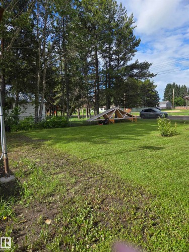 5317 52 Street, Thorsby, AB 