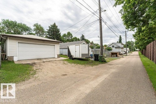 11544 71 Street, Edmonton, AB 
