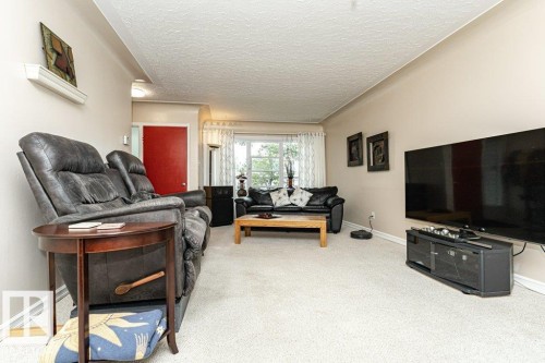 11544 71 Street, Edmonton, AB 