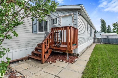 120 Springfield Crescent, Spruce Grove, AB 