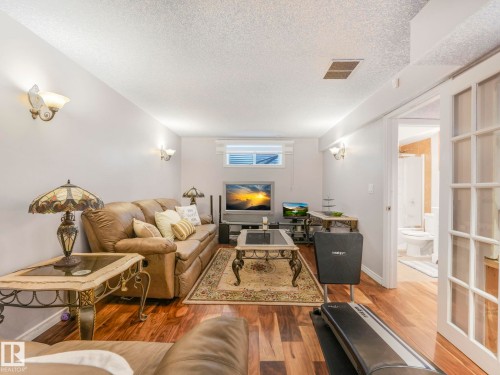 16237 129A Street, Edmonton, AB 