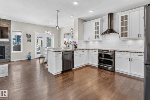 866 Ebbers Crescent, Edmonton, AB 