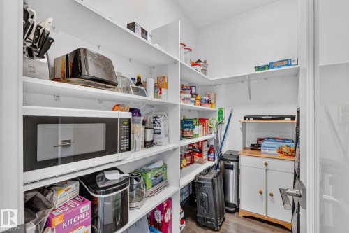 866 Ebbers Crescent, Edmonton, AB 